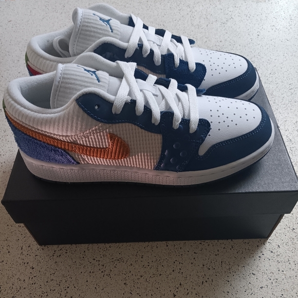 Jordan 1 low - Picture 2 of 10